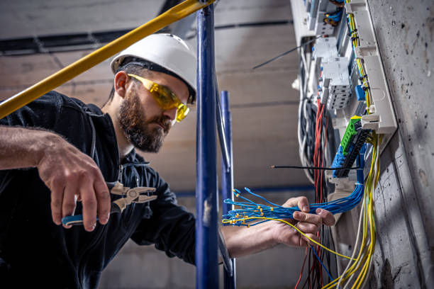 Best Electrical Contractors for Businesses  in Wyoming, MN